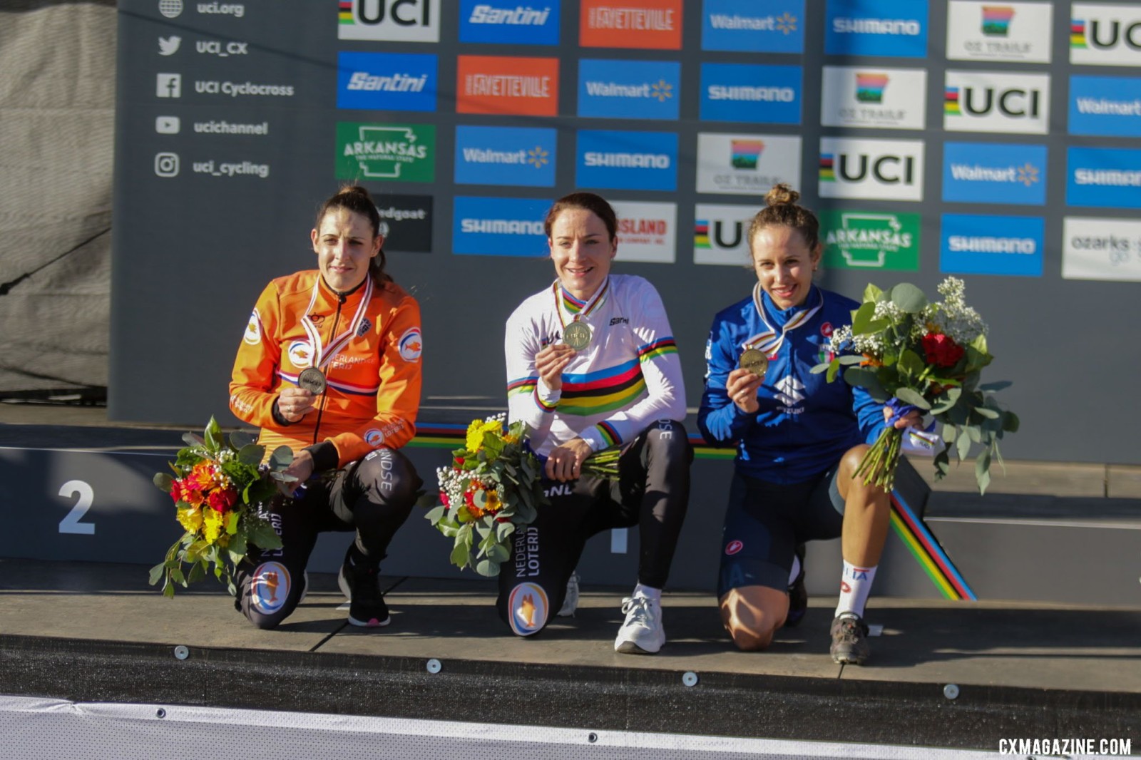 Brand, Vos and Persico. Vos took her 8th Worlds title. Elite Women. 2022 Cyclocross World Championships, Fayetteville, Arkansas USA. © D. Mable / Cyclocross Magazine
