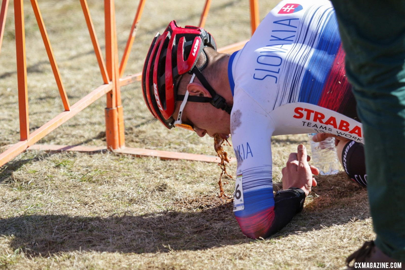 A Slovakian made sure he left it all out on the course. Junior Men. 2022 Cyclocross World Championships, Fayetteville, Arkansas USA. © D. Mable / Cyclocross Magazine
