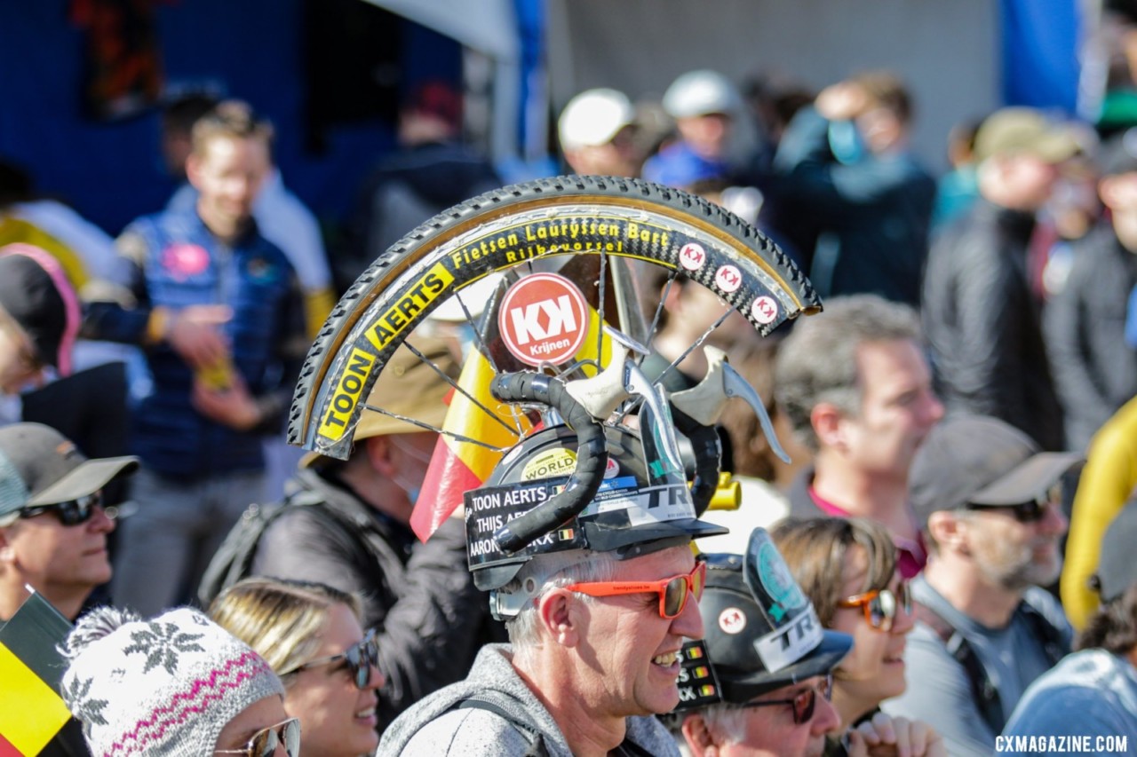 Belgian fans packed their suitcases to represent their riders. Day 2, 2022 Cyclocross World Championships, Fayetteville, Arkansas USA. © D. Mable / Cyclocross Magazine