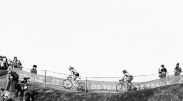 Van Anrooij chasing Pieterse, U23 Women. Day 2, 2022 Cyclocross World Championships, Fayetteville, Arkansas USA. © D. Mable / Cyclocross Magazine