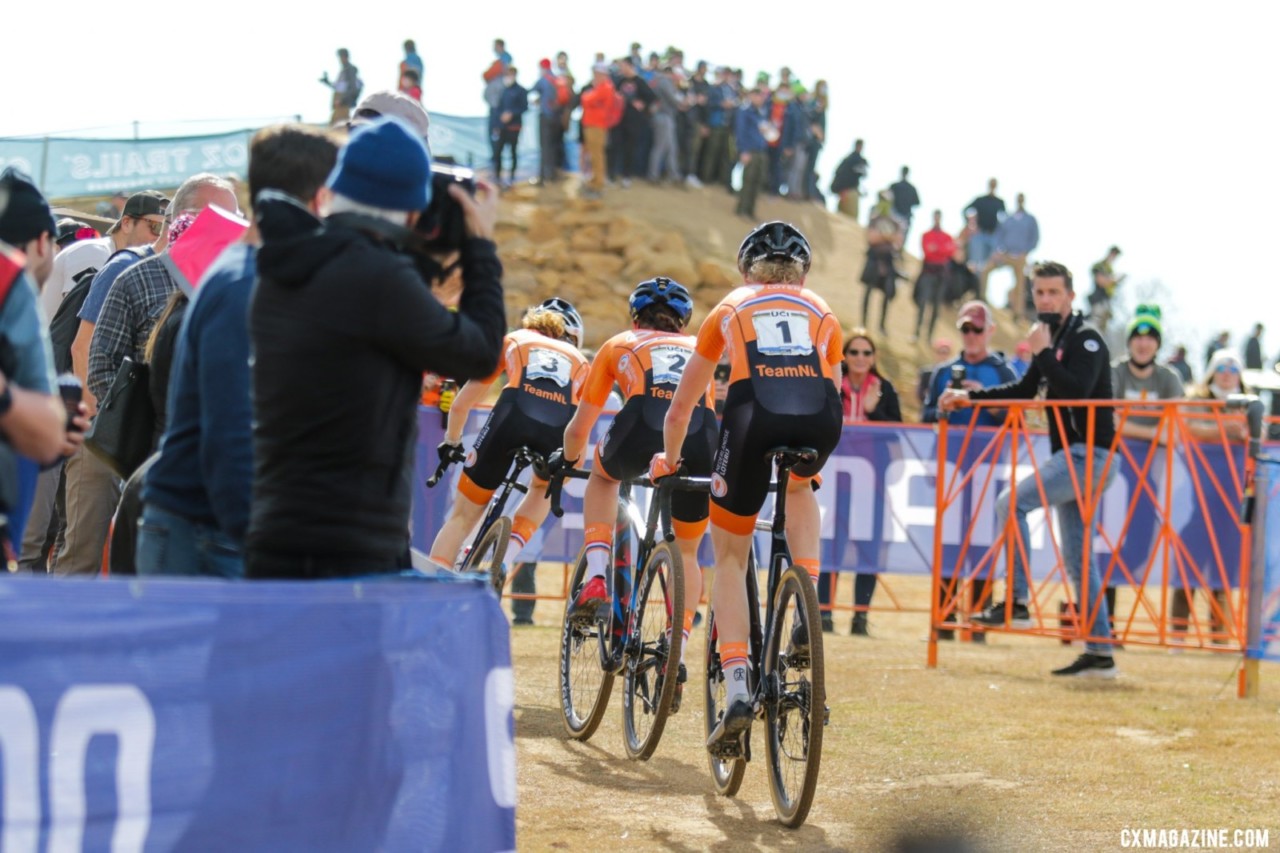 U23 Women - Arguably the best race of the day. Day 2, 2022 Cyclocross World Championships, Fayetteville, Arkansas USA. © D. Mable / Cyclocross Magazine