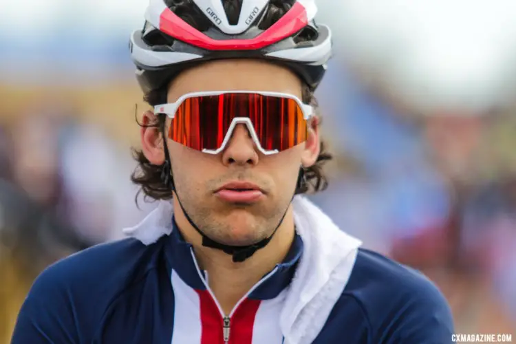 Curtis White focused before the effort. Day 2, 2022 Cyclocross World Championships, Fayetteville, Arkansas USA. © D. Mable / Cyclocross Magazine