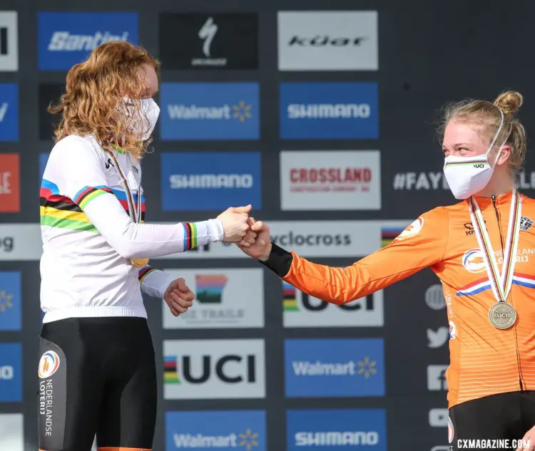 Puck Pieterse and Fem van Empel. 2022 Cyclocross World Championships, Fayetteville, Arkansas USA. © J. Corcoran / Cyclocross Magazine