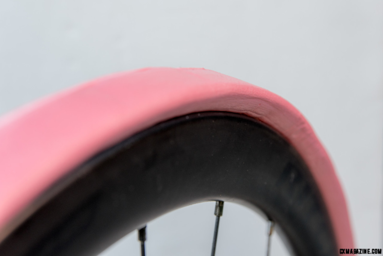 The Tannus Armour tubeless on a 21mm internal rim © C. Lee / Cyclocross Magazine