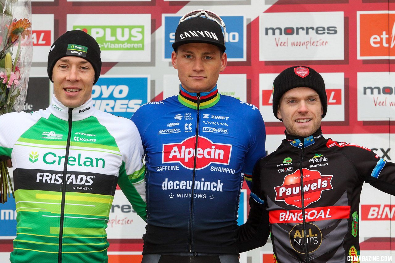 L to R: Laurens Sweeck, Mathieu van der Poel, Eli Iserbyt. 2022 UCI Cyclocross World Cup in Hulst. Elite Men. © B. Hazen / Cyclocross Magazine