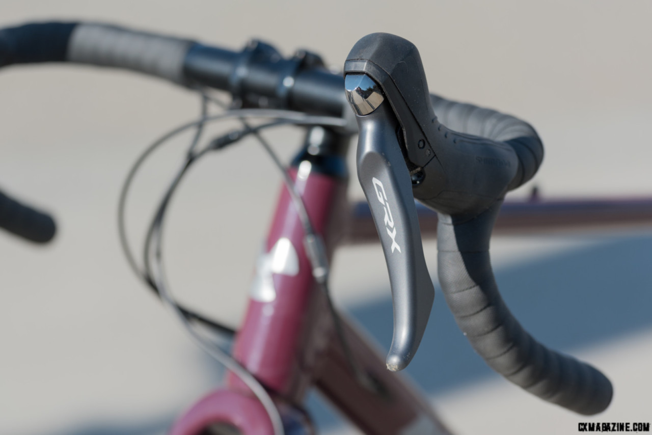 The Shimano GRX 810-LA left lever is a dedicated dropper lever. © C. Lee / Cyclocross Magazine