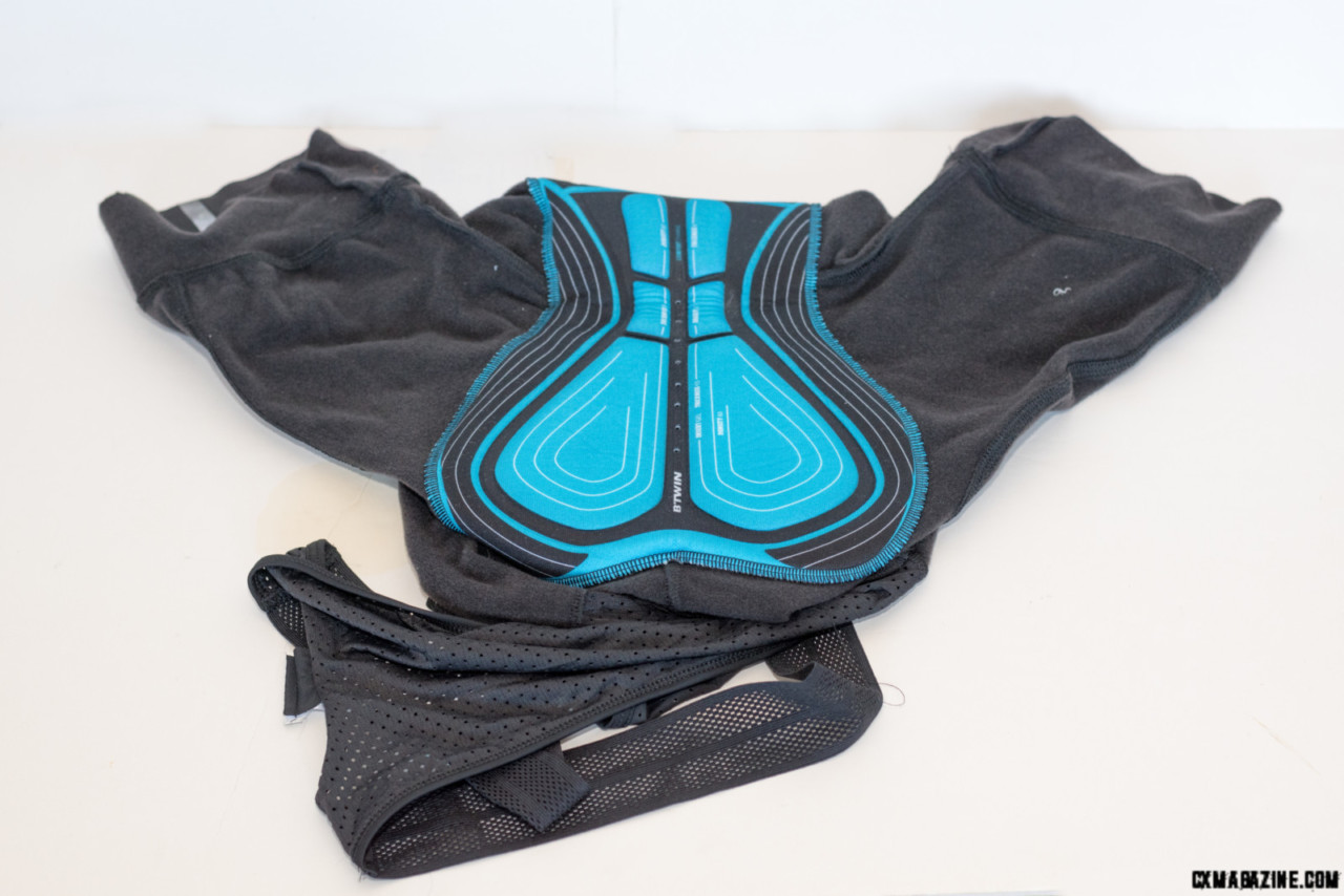 Decathlon Van Rysel Winter Bib shorts pad has thick and thin zones. It stis flat. © C. Lee / Cyclocross Magazine