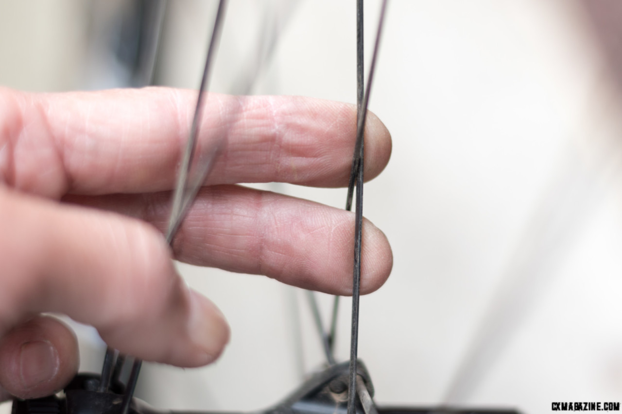 A more typical interlaced spoke crossing on a DT wheelset with a hub design similar to the LOGOS Epoch. © C.Lee/ Cyclocross Magazine