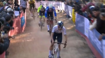 2023 Benidorm Cyclocross World Cup, Spain. Tom Pidcock leads Mathieu van der Poel.