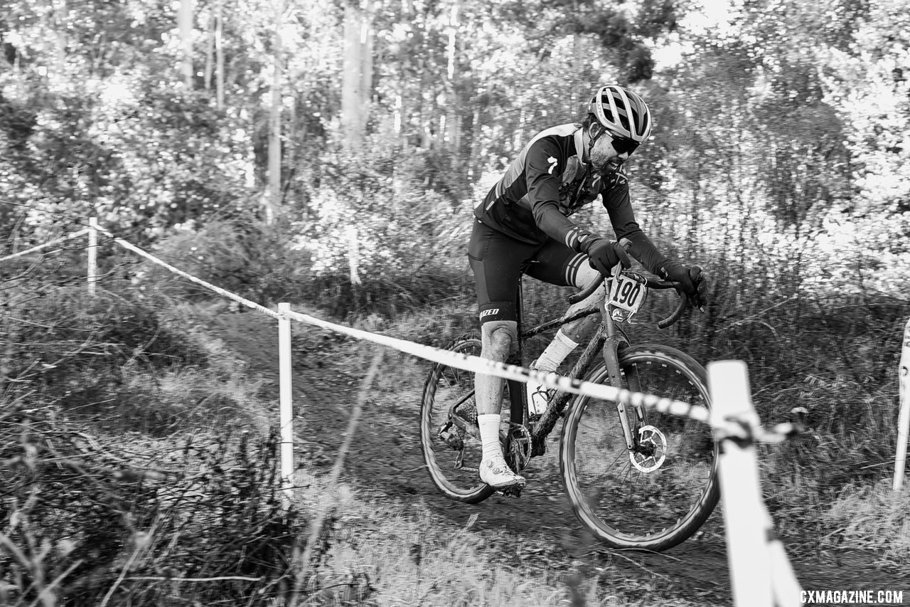 The versatile Rocky Mountain Solo C70 carbon gravel bike, with more aggressive rubber, was at home in a muddy cyclocross race. © Jorge Flores