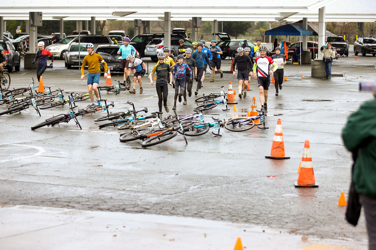 Sure, it's the same venue each week, but promoters mix it up with the course direction, occassional LeMans start, and barrier placement. 2025 Rockville Cyclocross Series promises to be the best year yet. photo: J. Silva