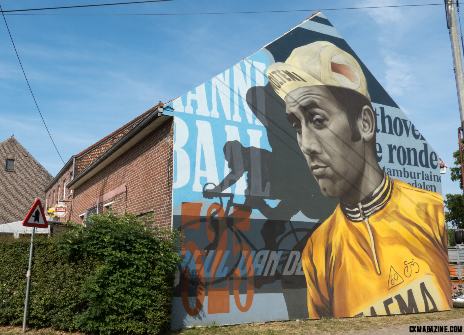 A mural commemorating Eddy Merckx in Kiezegem