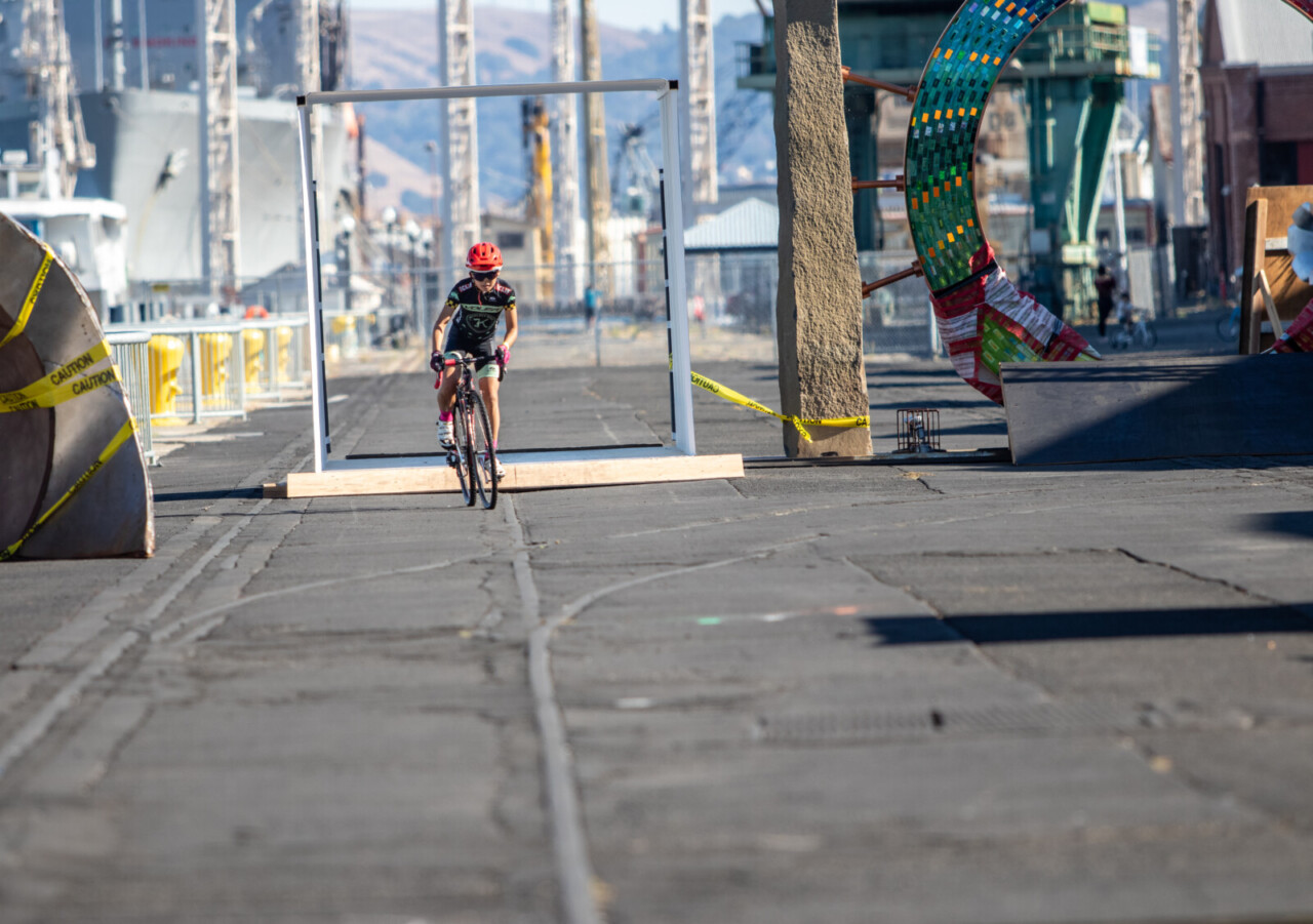 Le gare di ciclocross urbano ritornano a Norcal con la Mare Island UCX 2025. foto: Pedalfest Mare Isola 2021. © Rivista Ciclocross
