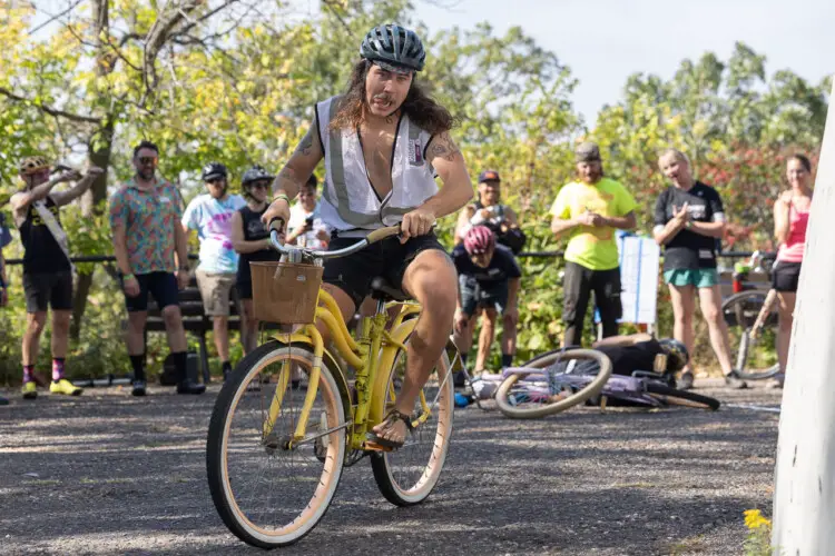 Twisting and tumbling. Single Speed Cyclocross World Championships 2025, Minneapolis, Minnesota. © SnowyMountain Photography