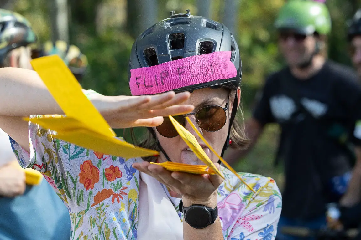 Making it rain Poochie Buxx. Single Speed Cyclocross World Championships 2025, Minneapolis, Minnesota. © SnowyMountain Photography